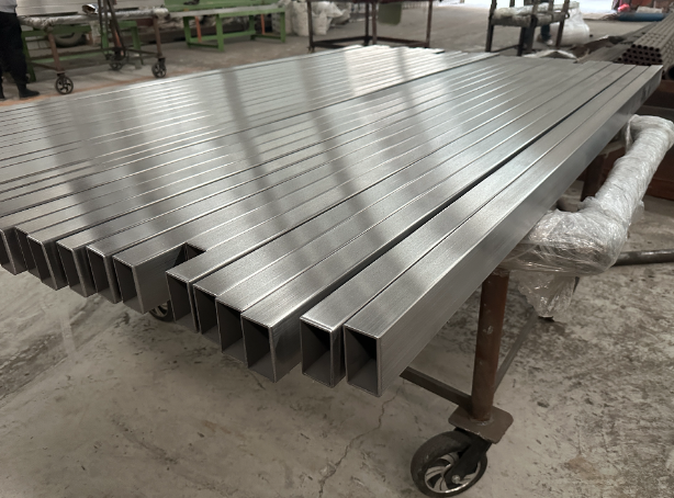 河源新能源汽车用不锈钢方管 现货